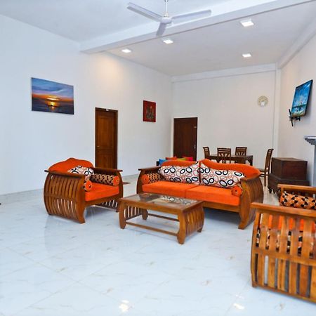 Thinaya Lake Resort Holambra Exterior foto