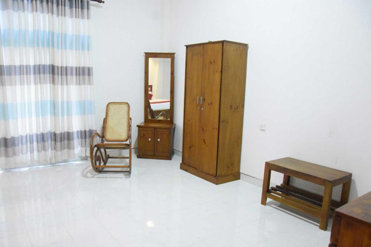 Thinaya Lake Resort Holambra Exterior foto